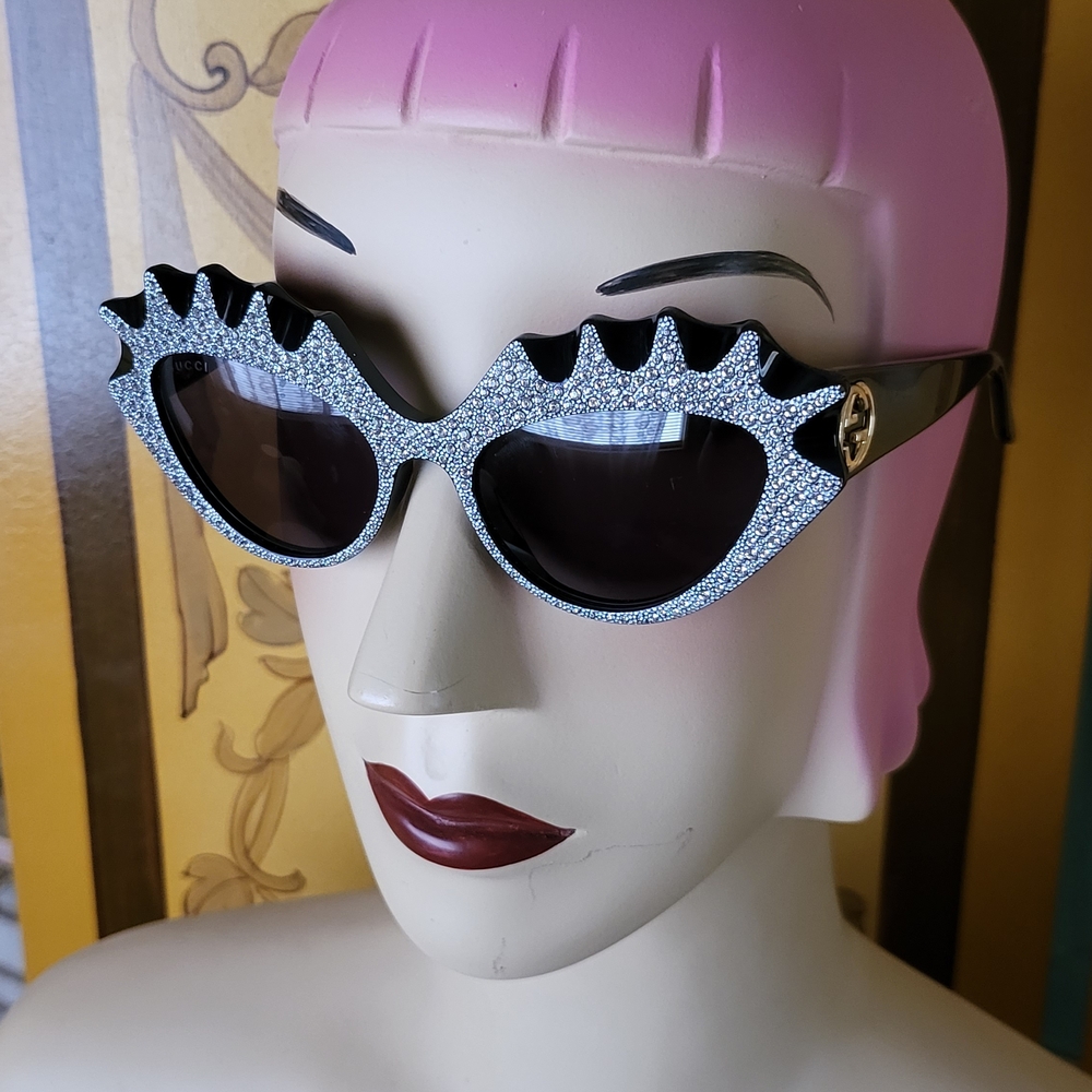 Gucci Black and Silver Cat-Eye Sunglasses